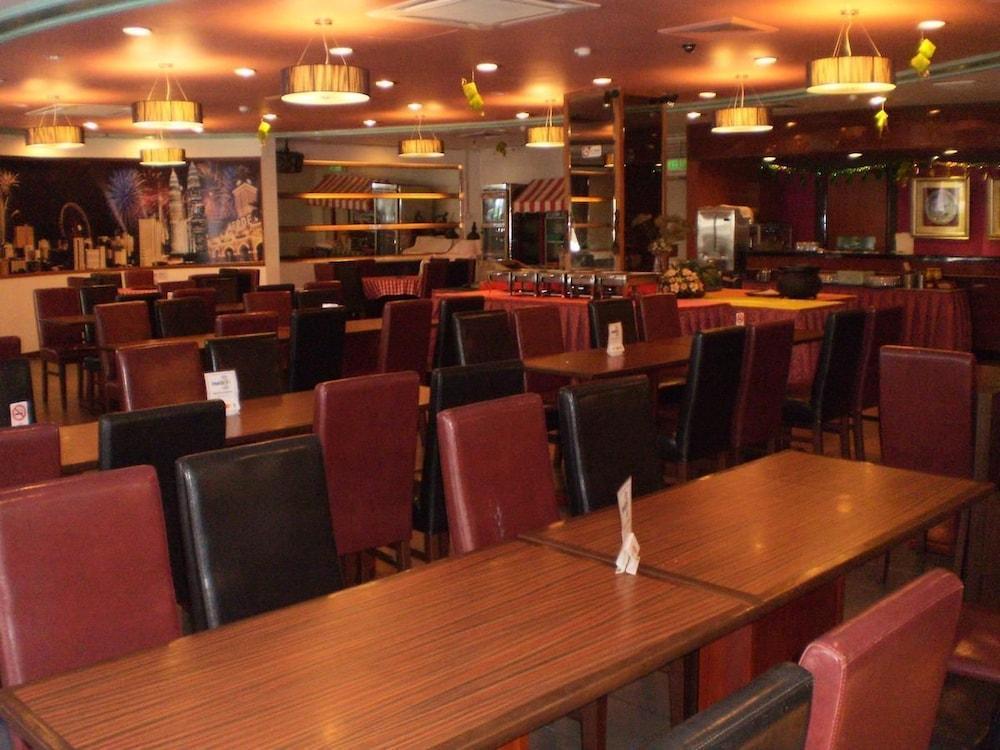 Corona Inn Куала Лумпур Екстериор снимка