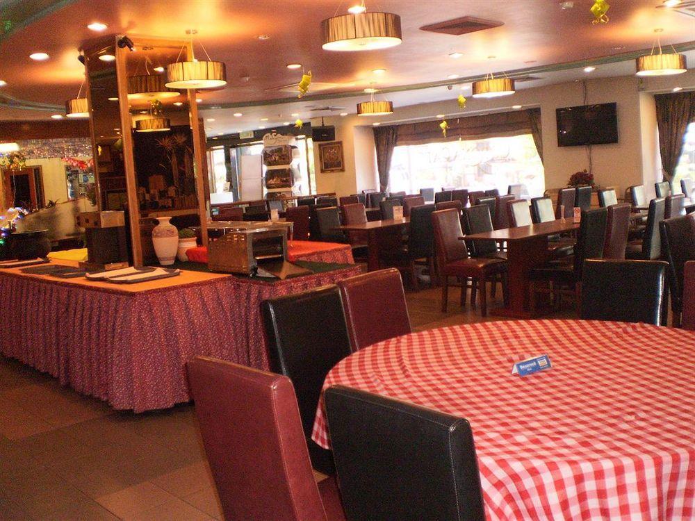 Corona Inn Куала Лумпур Екстериор снимка
