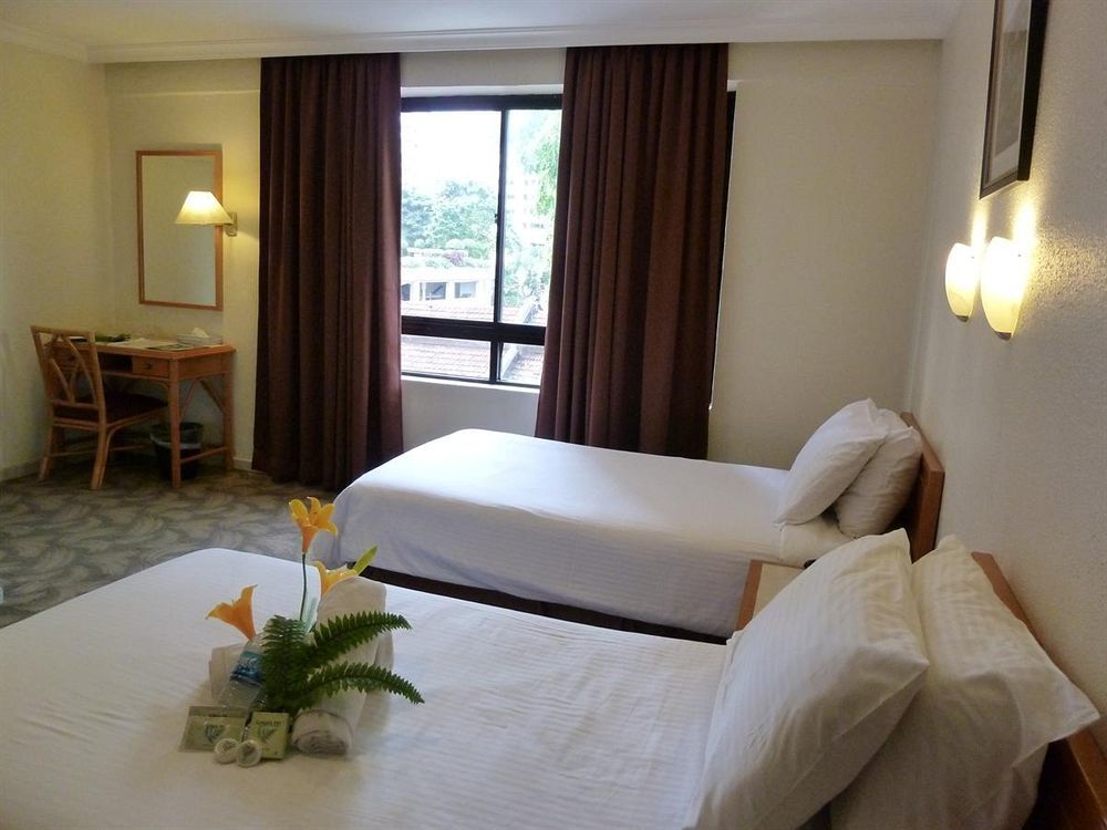 Corona Inn Куала Лумпур Екстериор снимка