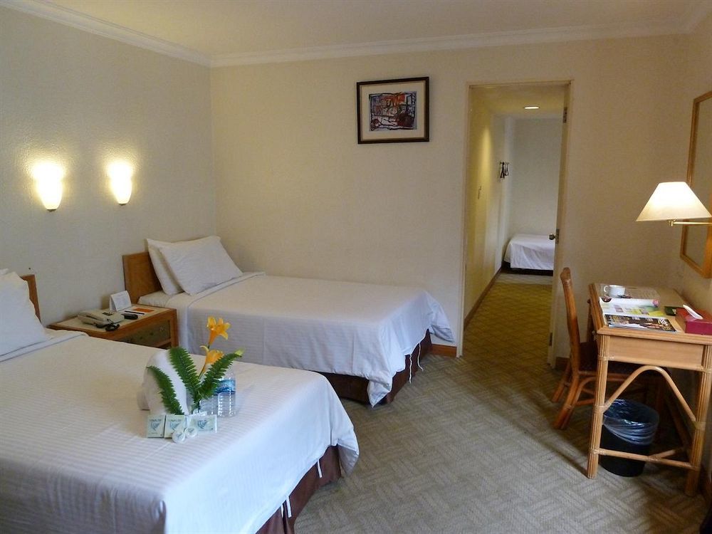 Corona Inn Куала Лумпур Екстериор снимка